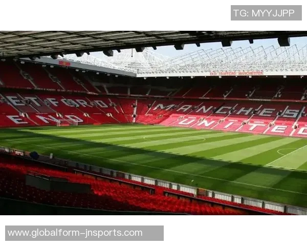 曼联20亿镑球场建设计划或将推迟建筑公司同时参与圣西罗改造项目