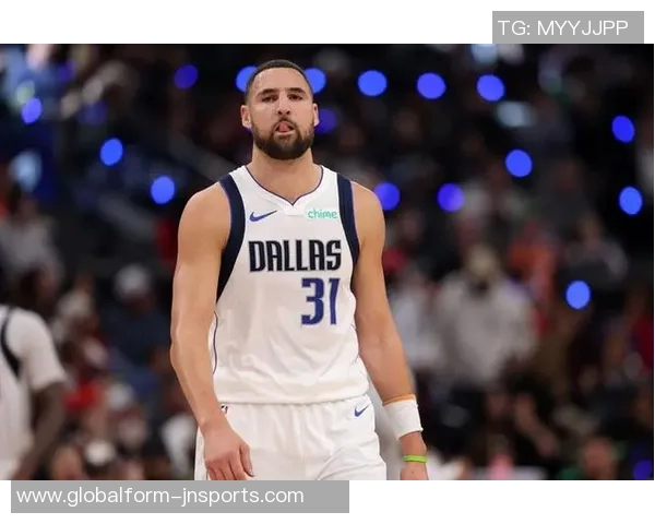 基德赞克莱上半场表现出色牵引力助力队友创造更多机会