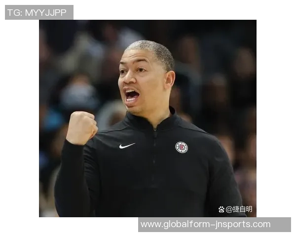 卢指导称赞小卡中距离投篮能力提升三分球运球出手显著增加 卢指导称赞小卡中距离投篮能力提升三分球运球出手显著增加