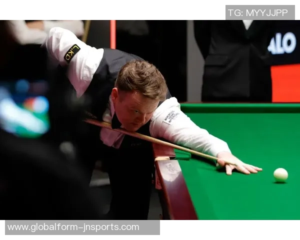 墨菲下半场发力贡献13分全场表现全面但仍需提升 墨菲下半场发力贡献13分全场表现全面但仍需提升