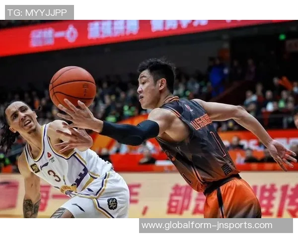 CBA俱乐部杯火热进行高诗岩明日抵长沙与山东男篮会合